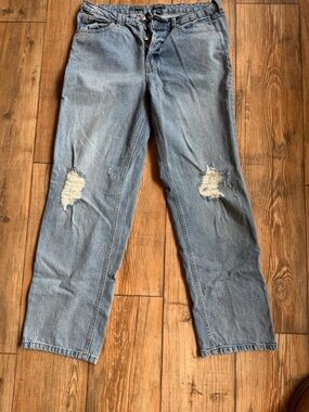 wild fable Light Wash Straight Leg Ripped Jeans